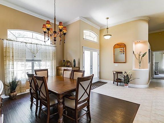 3rd image of 1692 Carillon Park Dr