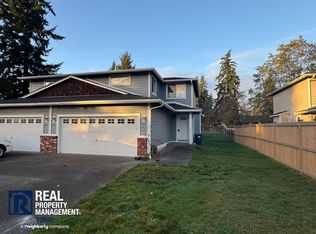 425-427 175th St S #425, Spanaway, WA 98387