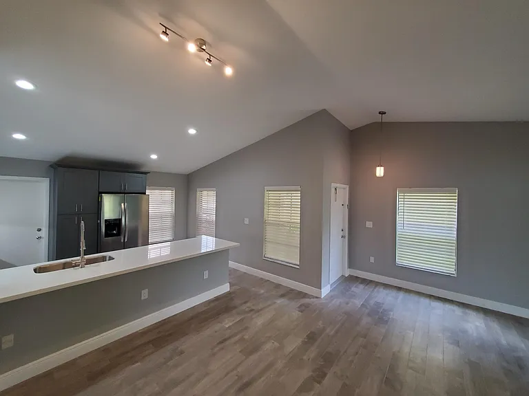 800 Rock Hill Ave — Photo 17