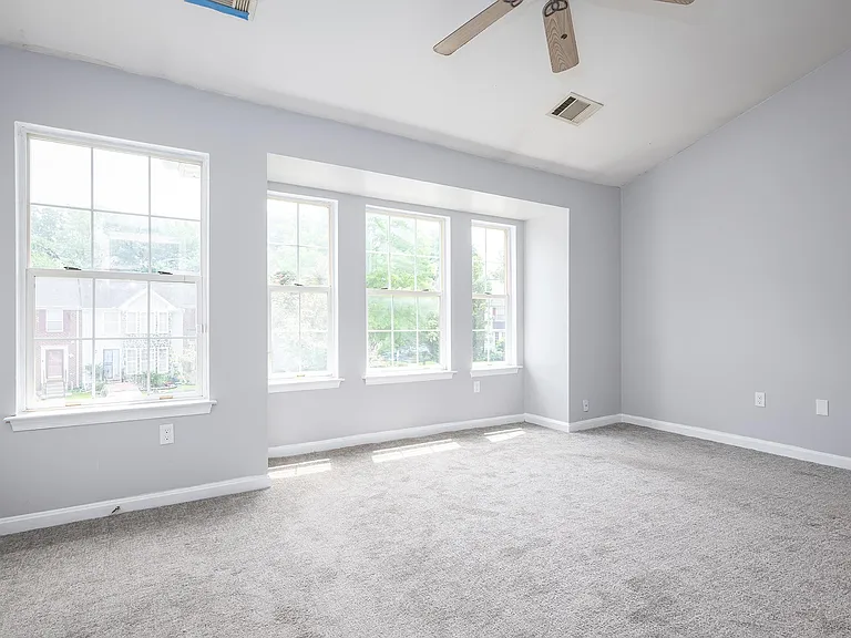 3521 Derby Shire Cir — Photo 11