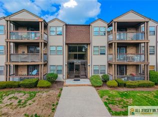 404 Newport Ct, Fords, NJ 08863