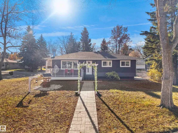 53 Raven Dr, Strathcona County, AB T8A 0C6
