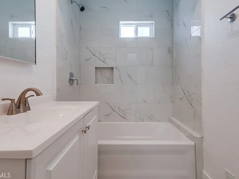 1009 Coronado Ave #2 — Photo 27