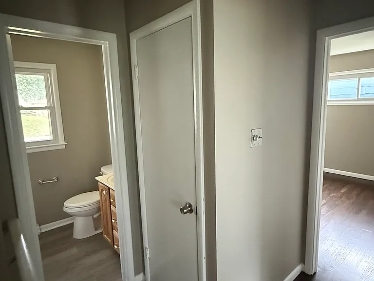 5546 N Woodland Ave — Photo 22