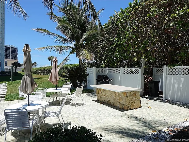 9940 S Ocean Dr #809 — Photo 32