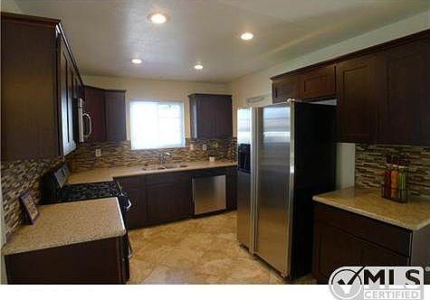 5th image of 144 S Wedgewood Dr