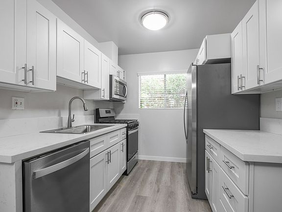 3rd image of 1441 Princeton St APT 2