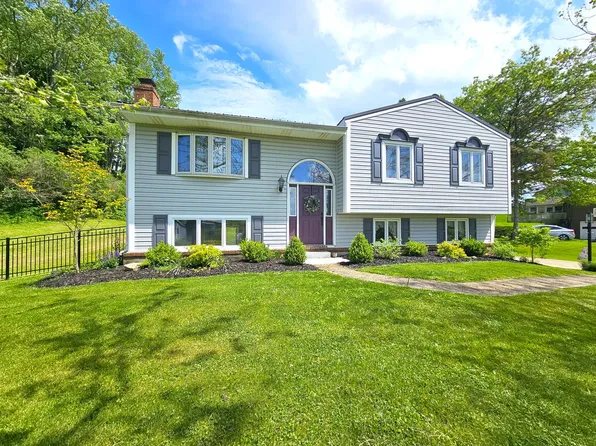4030 Dividend Dr, Washington, PA 15301