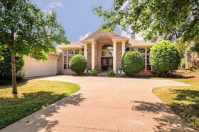1st image of 2004 Shumard Oak Ln