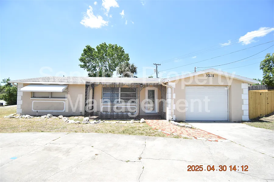 3221 Topp Dr