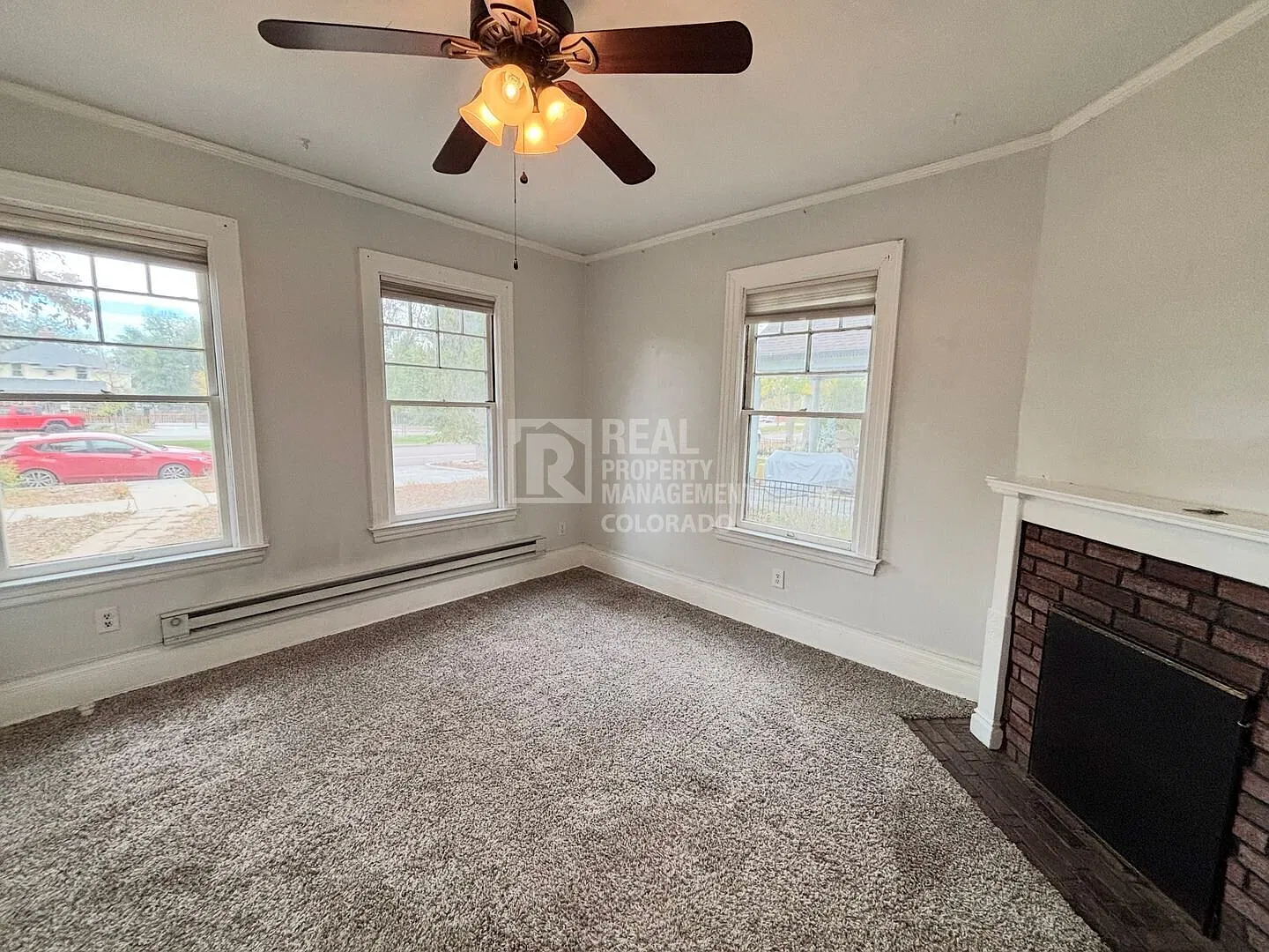 Old North End Studio with classic charm — Photo 3