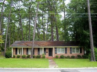 711 Magnolia Dr, Waycross, GA 31501