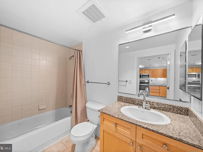 777 7th St NW #1003 — Photo 19