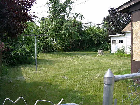 2nd image of 413 Wilson Ave E