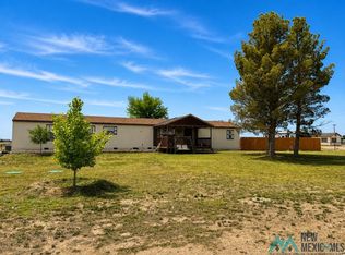 135 E Cottonwood Rd, Artesia, NM 88210
