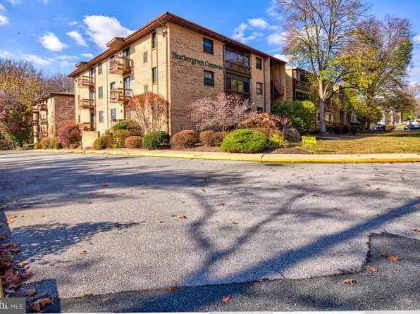 2212 Heather Ct, Wilmington, DE 19809