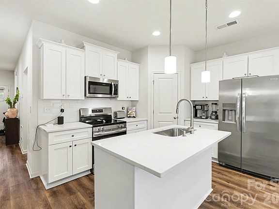 5th image of 2046 McDonald Dr