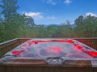 305 Jennifer Ln, Asheville, NC 28803