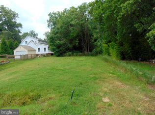 6 12th St, Colonial Beach, VA 22443