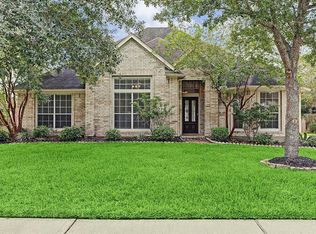 9406 Sundance Dr, Pearland, TX 77584