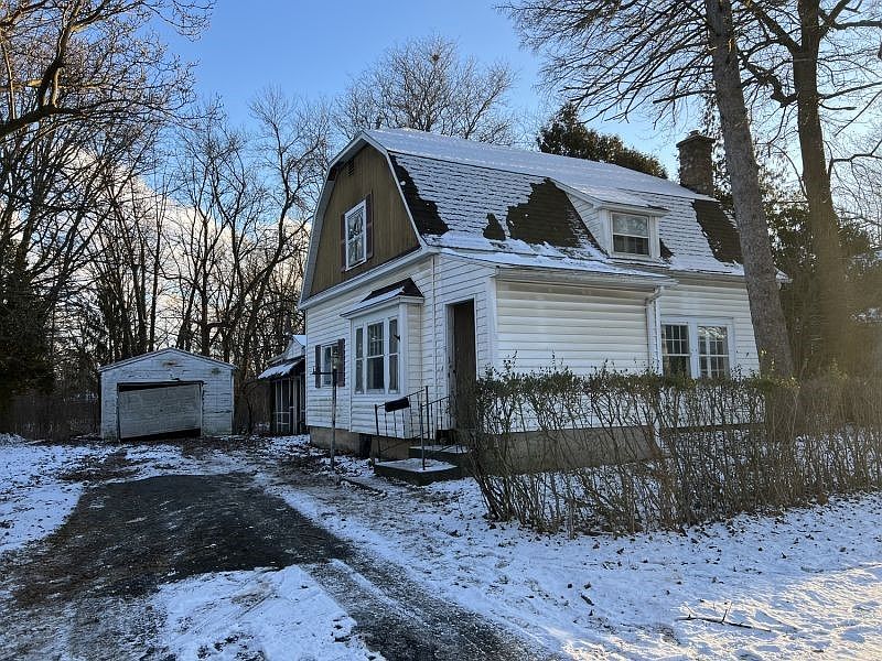 1st image of 181 Fort Hill Ave