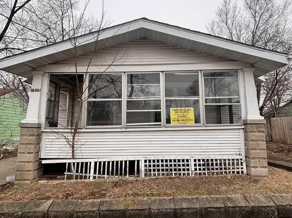 1828 W Latrobe St, Peoria, IL 61605