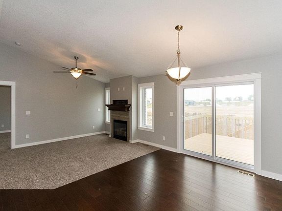 5th image of 1110 Sioux Dr
