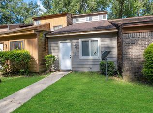 1828 Falconcrest St, Tallahassee, FL 32303