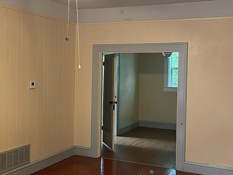 2601 Fort Ave #3 — Photo 3