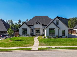 1572 Maple Cir, Tyler, TX 75703