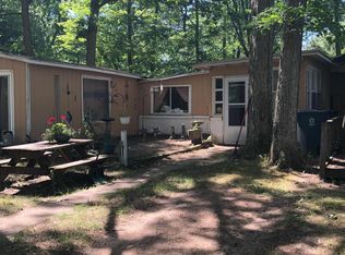 933 55th St, Pullman, MI 49450