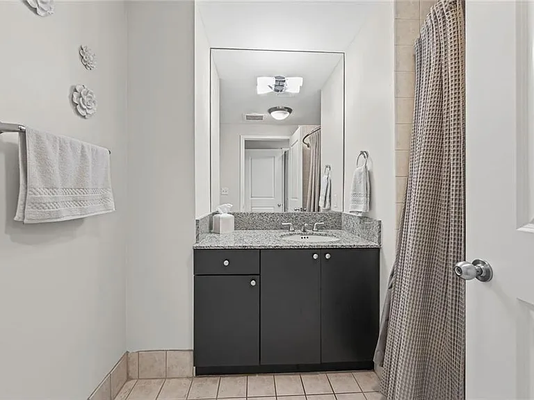 3338 Peachtree Rd NE #1105 — Photo 15