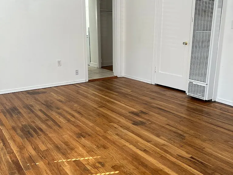 5318 NE Wistaria Dr — Photo 7