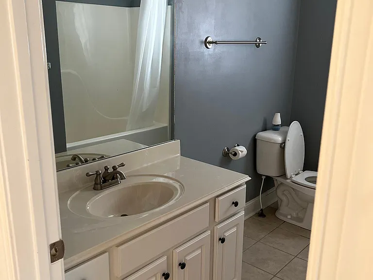 109 Fieldcrest Cir — Photo 16
