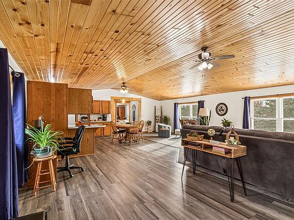 2nd image of 1392 7th Street