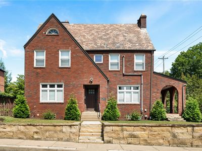 591 Moorhead Pl, Pittsburgh, PA, 15232