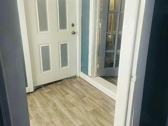 2nd image of 424 S Miami Ave