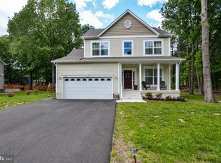 205 Meadow Ave, Colonial Beach, VA 22443