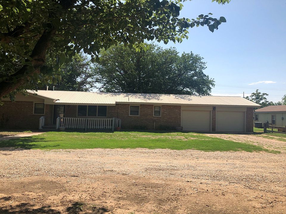1st image of 834 N Highway 385