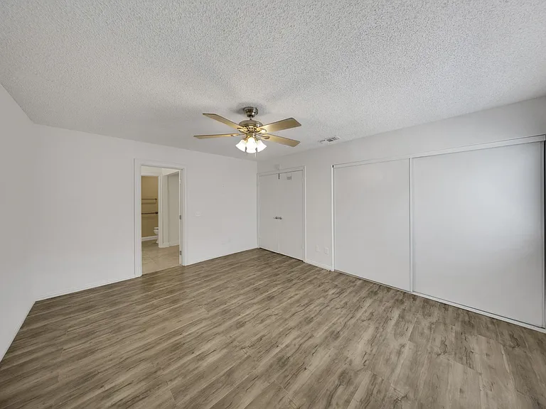 7750 Perlite Ave — Photo 24