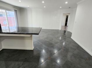5639 Willowcrest Ave, North Hollywood, CA 91601