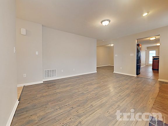 3rd image of 5378 Dollar Run Dr