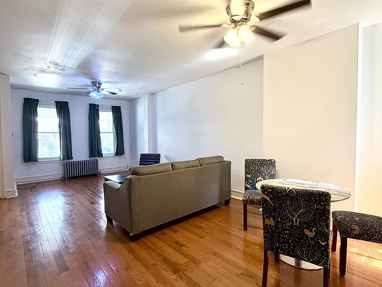 748 N Holly St — Photo 5