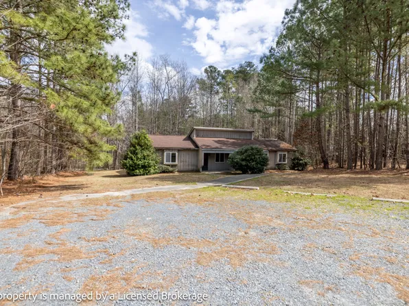 136 Brentwood Dr, Troy, NC