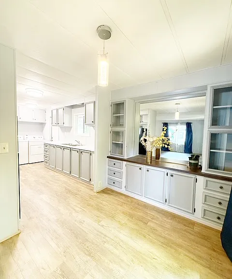 3985 NW Dyes Inlet Ln — Photo 8