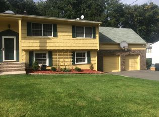 23 Pitman Pl, Wayne, NJ 07470