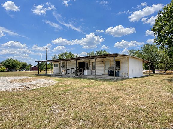 2nd image of 3110 COMMERCE ST