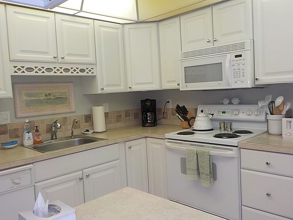 5th image of 1211 Capri Isles Blvd APT 35