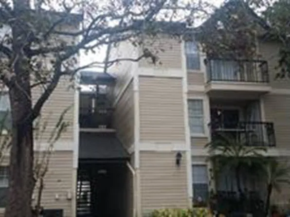 1948 Lake Atriums Cir, Orlando, FL
