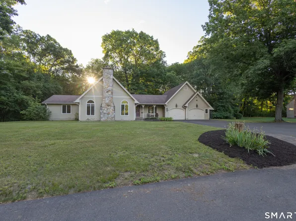 84 Luciano Drive, Southington, CT 06489